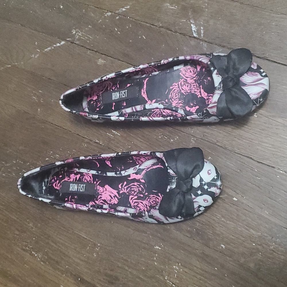 Like New Iron Fist white rabbit flats